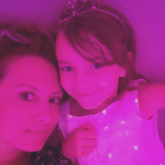 Meet your Posher, Leah - Picture 1 of 1